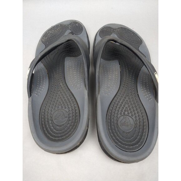 Crocs Mens 10 Black and Gray Flip Flops Women's Size 12 - Picture 4 of 13